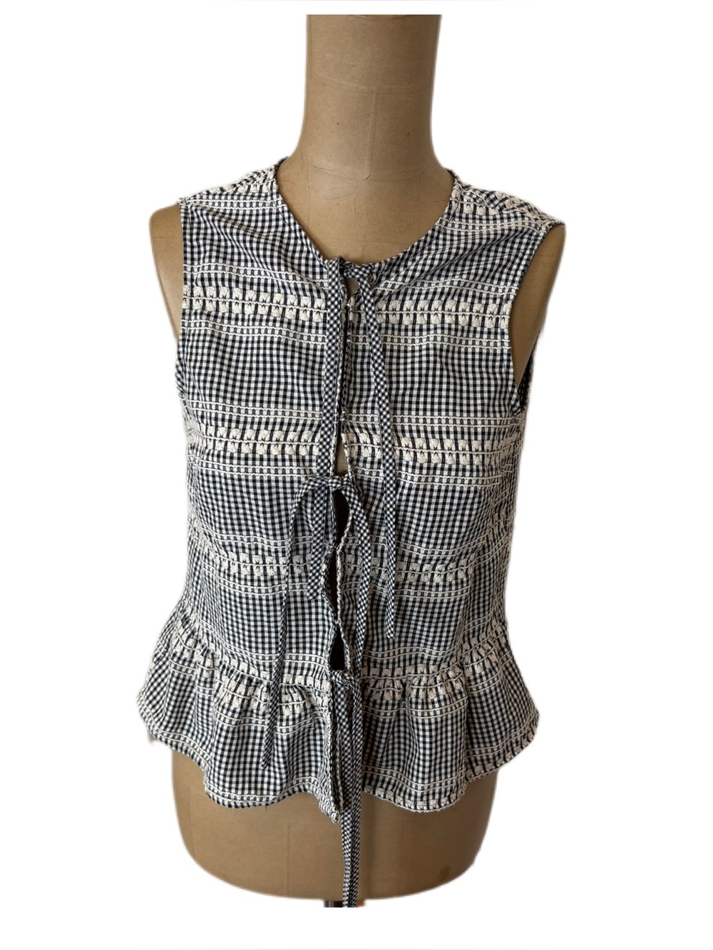 Black & White Gingham Tie Front Tank Top Size Small